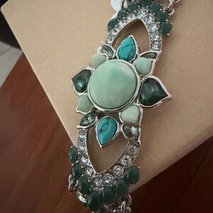 Chloe + Isabel Green Multi-Stone Floral Bracelet
B2